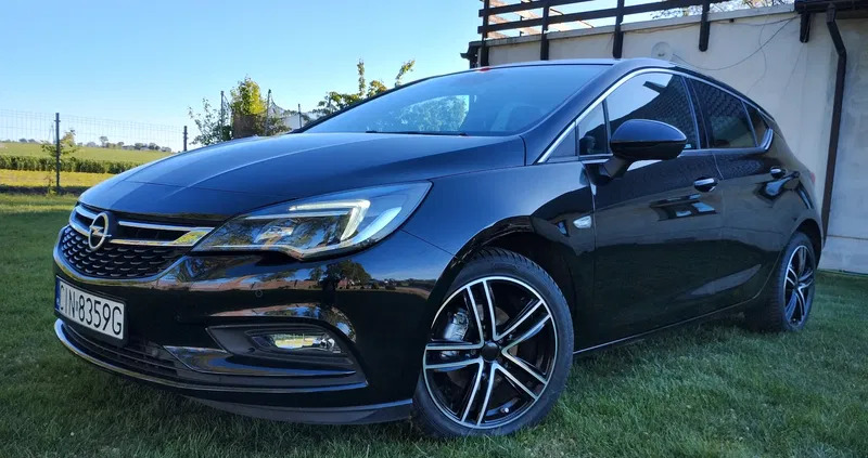 Opel Astra cena 49900 przebieg: 108700, rok produkcji 2016 z Kruszwica małe 562